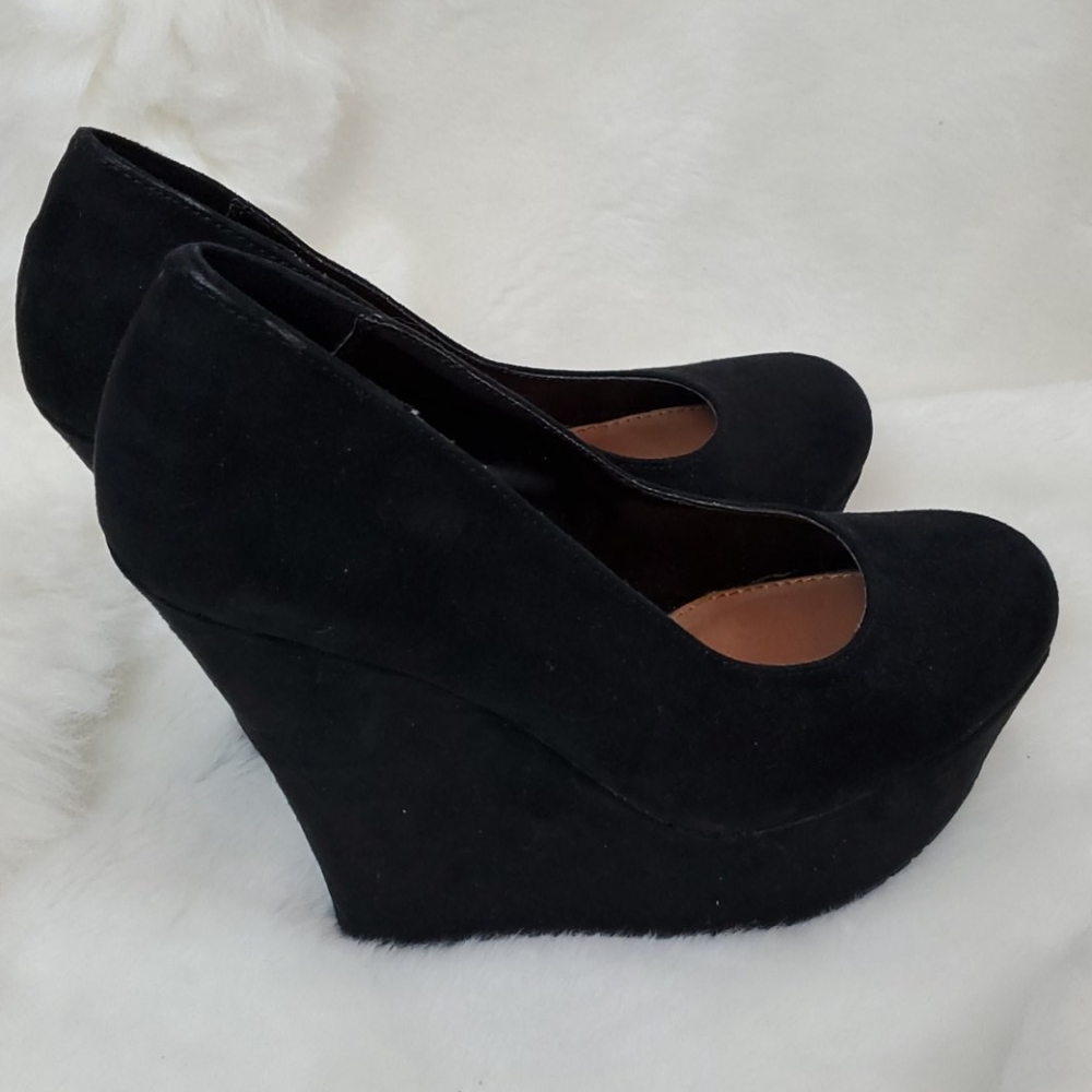 Candie's black suede wedge platform shoes size 7M - Picture 2 of 10
